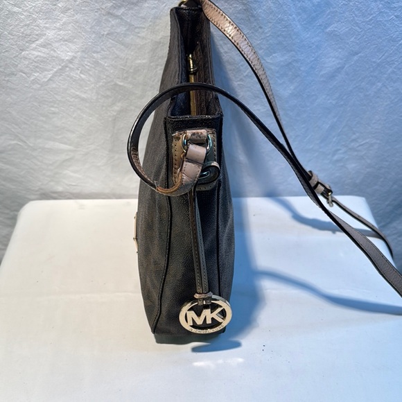 Michael Kors Dark Brown Crossbody Bag - Picture 4 of 16